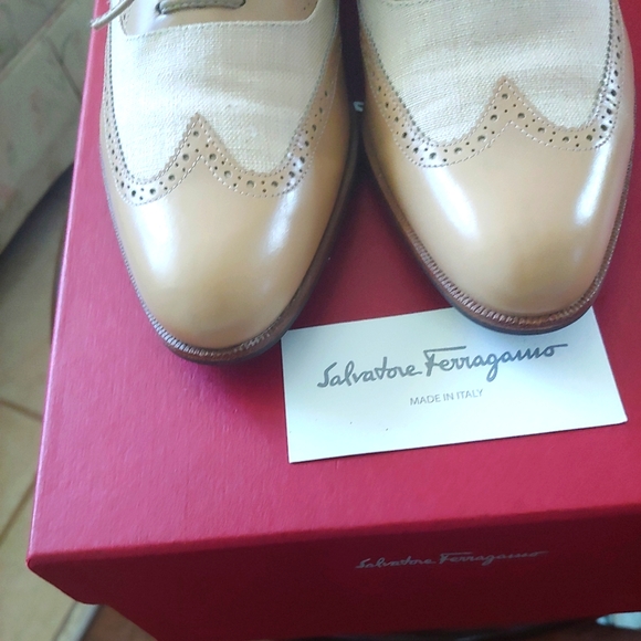 FINAL DEAL WOW! SALVATORE FERRAGAMO 9 4A CAMEL TAN CREAM WINGTIP OXFORD SHOES - Picture 4 of 12